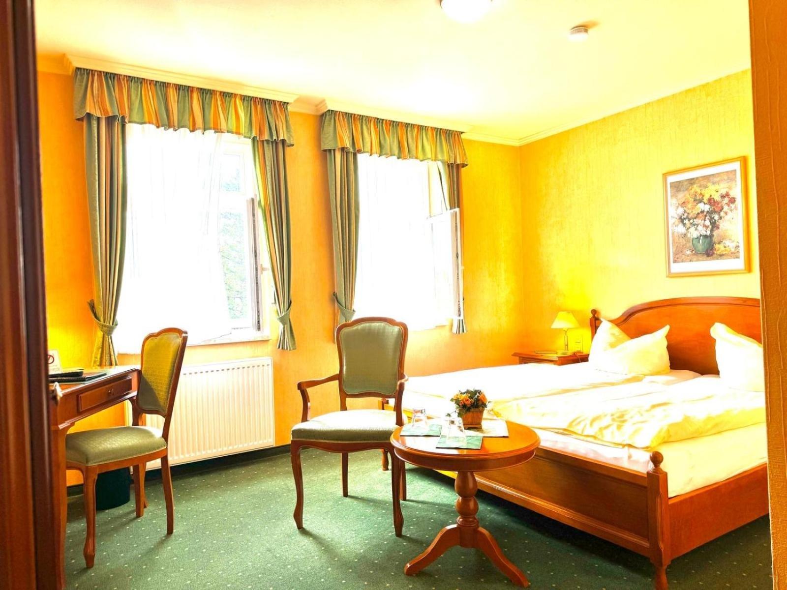 Pension Alter Kutschenbauer Wernigerode Zimmer foto