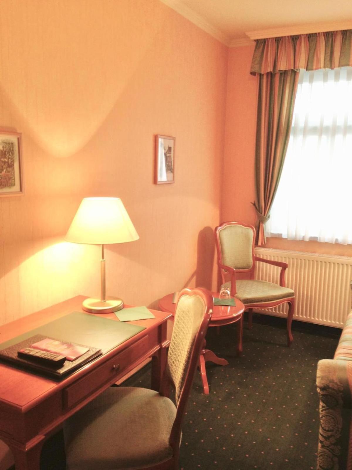Pension Alter Kutschenbauer Wernigerode Zimmer foto